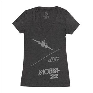 CLEARANCE NWOT Out of Print Catch-22 in Russian